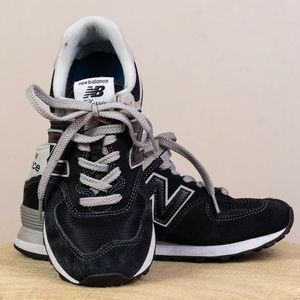New Balance 574, Black and Grey, Size 7.5